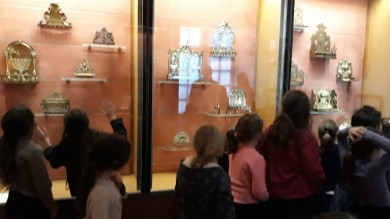 d4fc9275-ec79-4bf7-8368-e3c7aa11497d_1