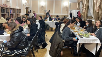 Dîner au BH de Kiev Ou réside 100 000 juifs