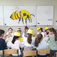 Atelier sur le thème du miel – CE2